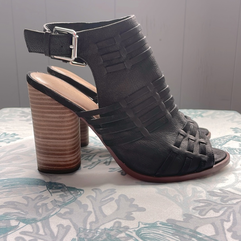 Caslon Martin Block Open Toe Heel 8.5 - image 1